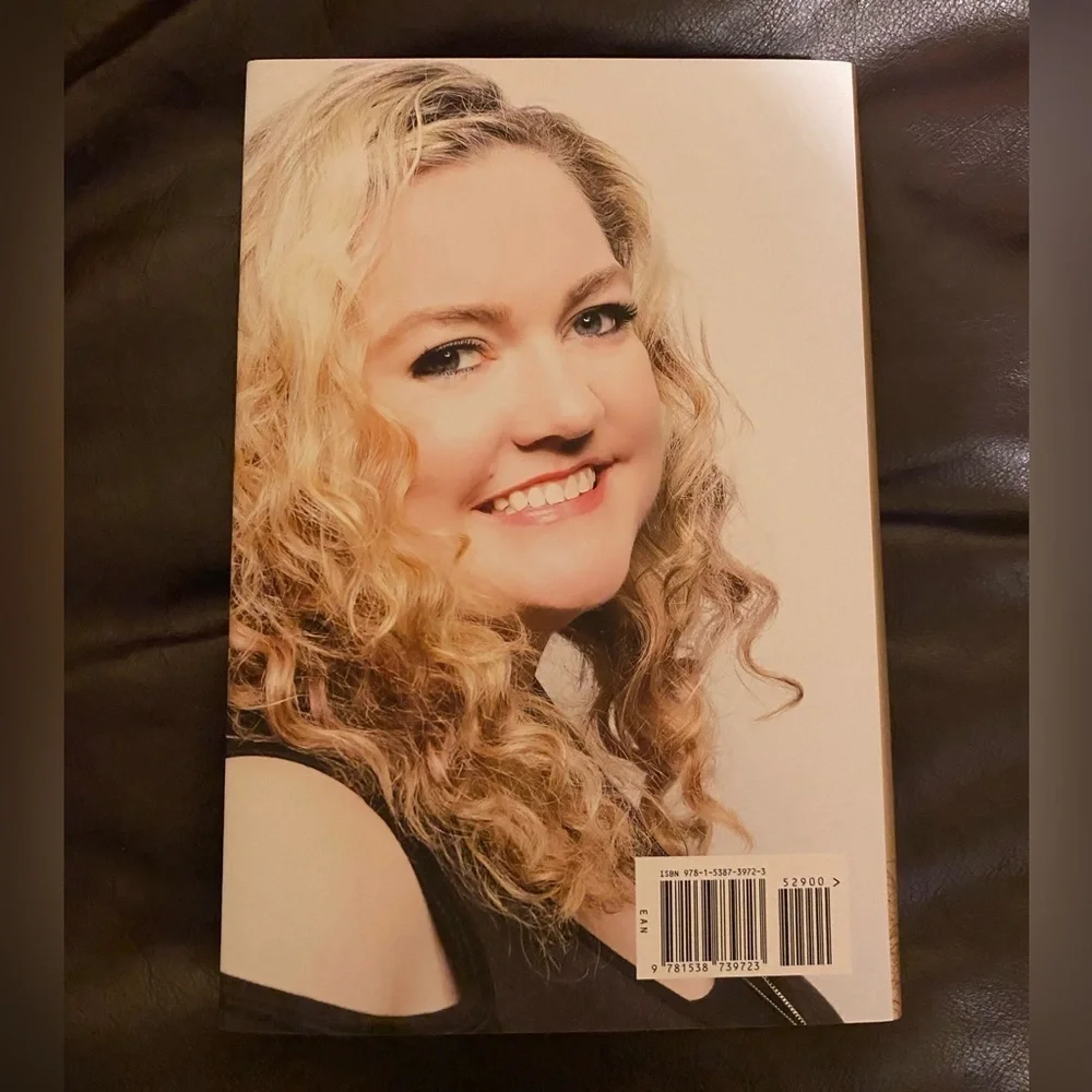 VERITY COLLECTORS EDITION HARDBACK BY COLLEEN HOOVER - NEW